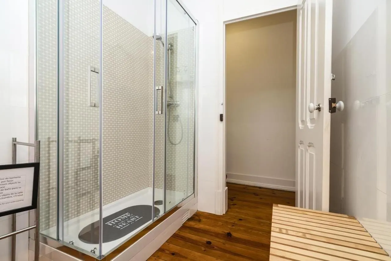 Exotic M2 R2 - Comfortable Classy Double Room With Shared Bath Lisboa